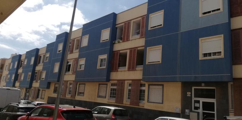 Apto Isa: Amplio Y Acogedor Apto De 75M Con Terraza, Aire Acondicionado Y Parking Gratuito Los Abrigos Exterior foto